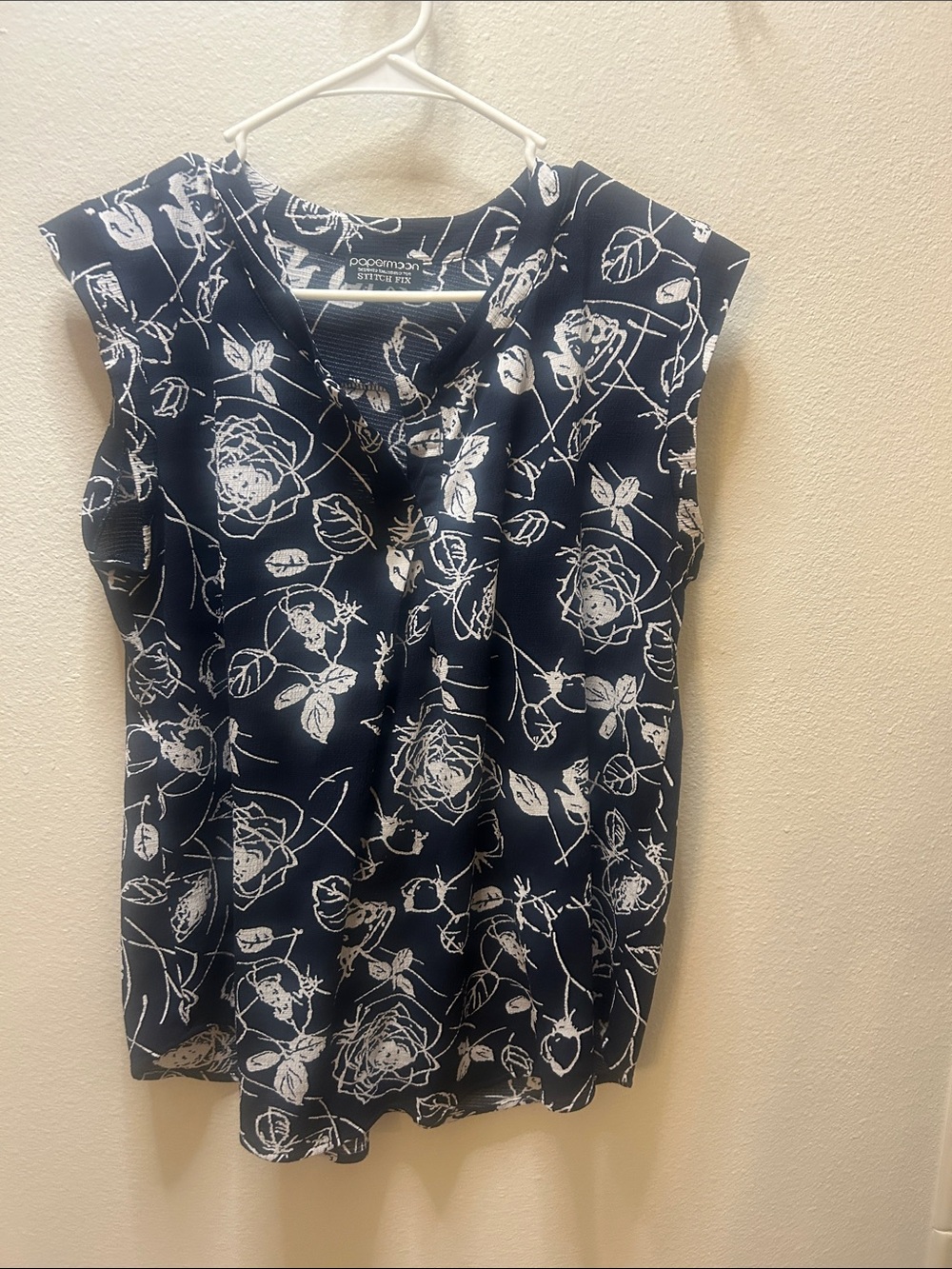 Papermoon Navy and White Floral Cap-Sleeve Blouse